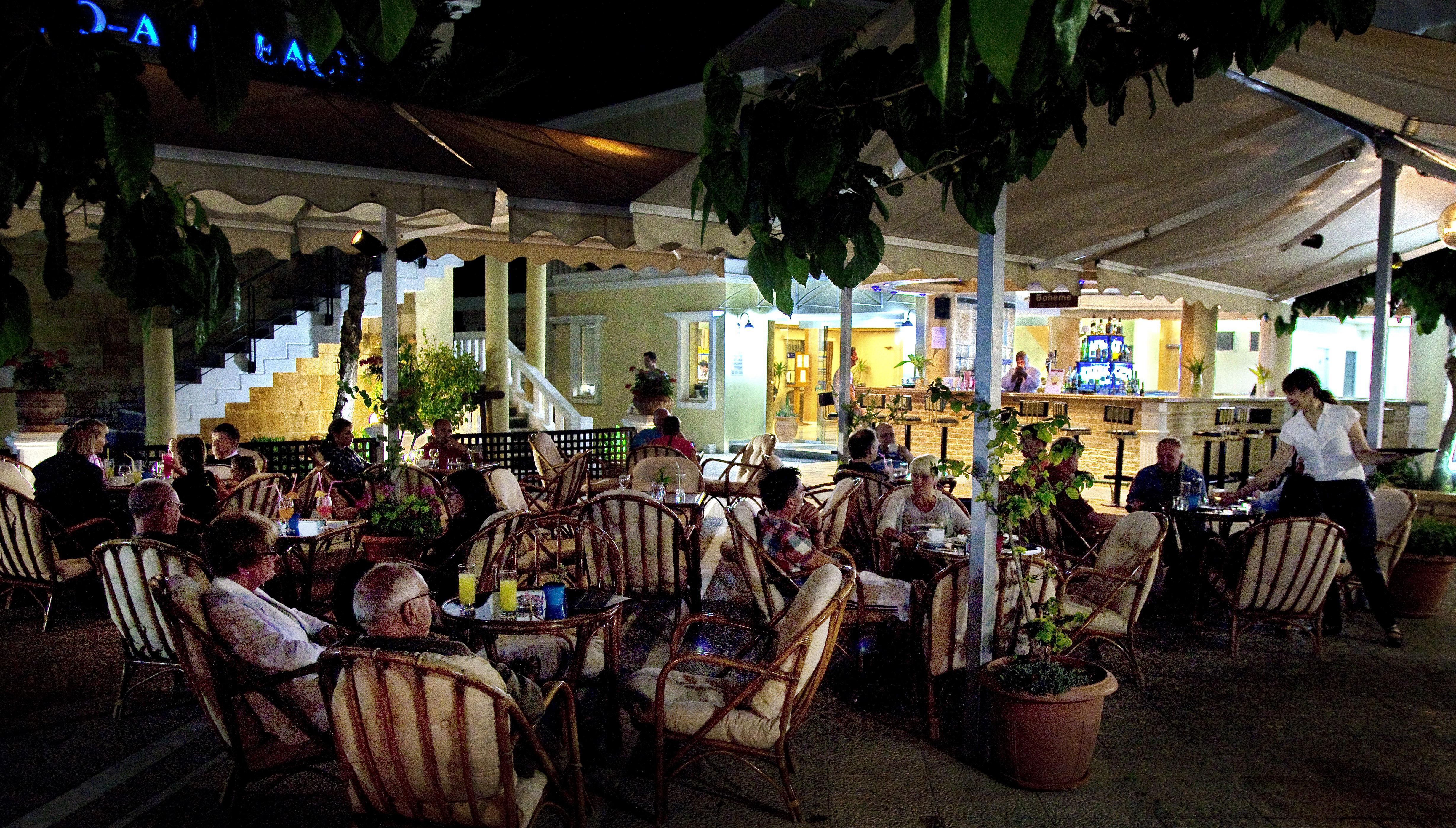 Jo An Beach Hotel Adelianos Kampos Luaran gambar