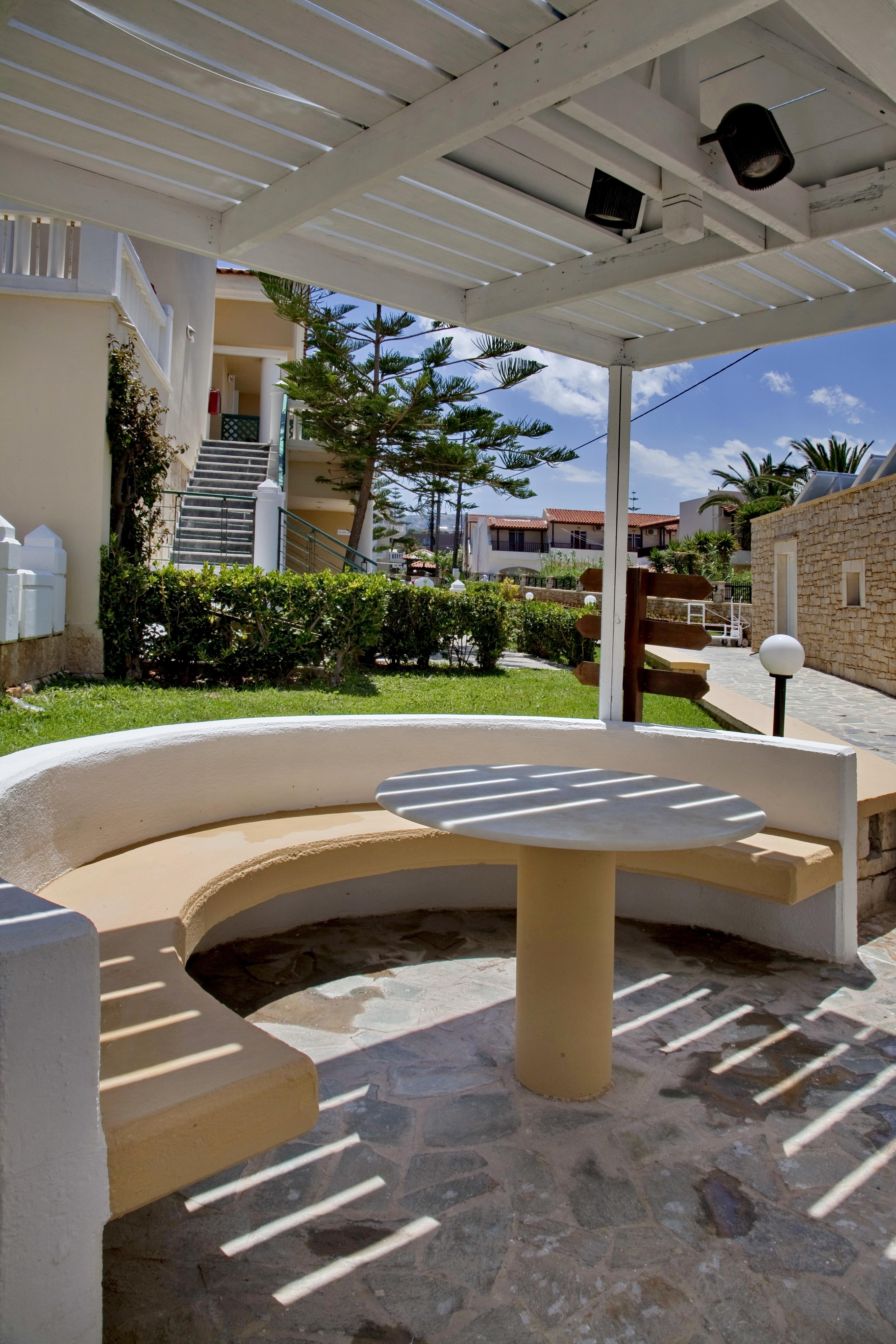 Jo An Beach Hotel Adelianos Kampos Luaran gambar