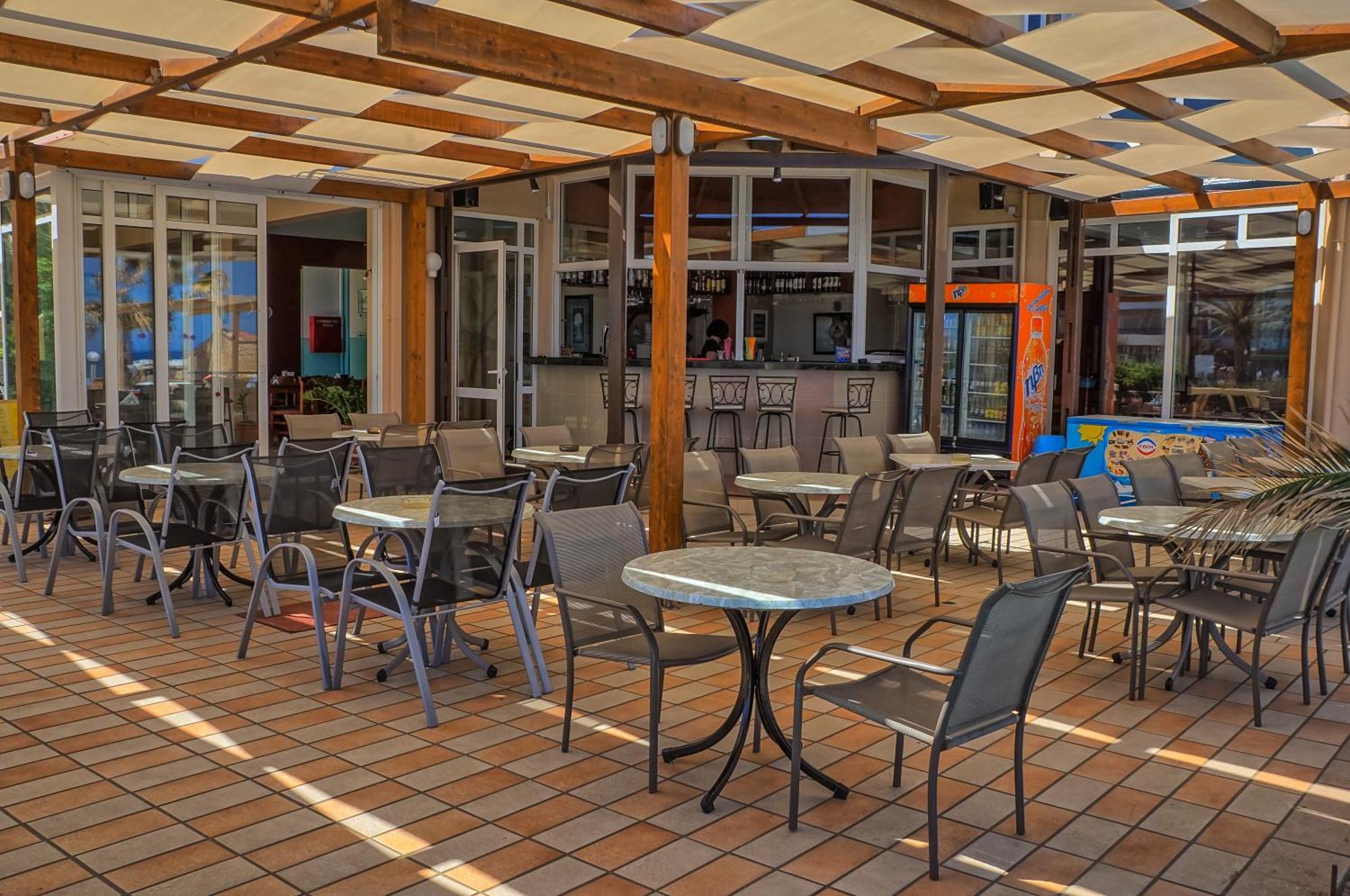 Jo An Beach Hotel Adelianos Kampos Luaran gambar